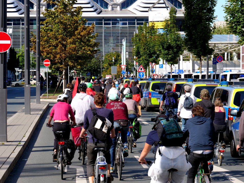 Sand im Getriebe protest 2019 bike finger 41