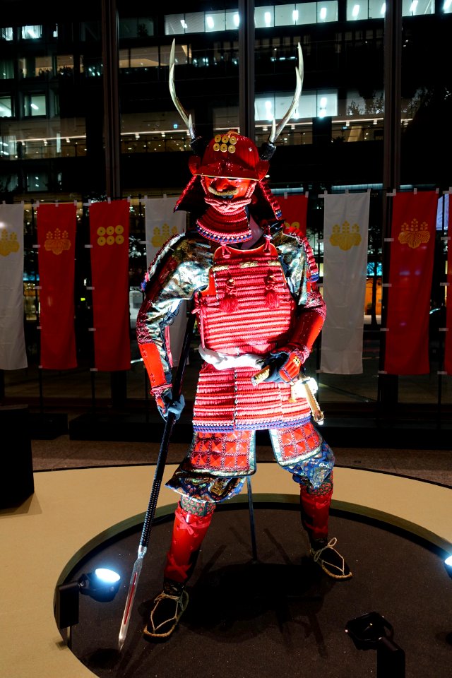 Sanada Yukimura armor (replica) - Siege of Osaka Quadricentennial, Yukimura Sanada and Sengoku Samurai Warriors - Marunouchi Building, Tokyo, Japan - DSC01679