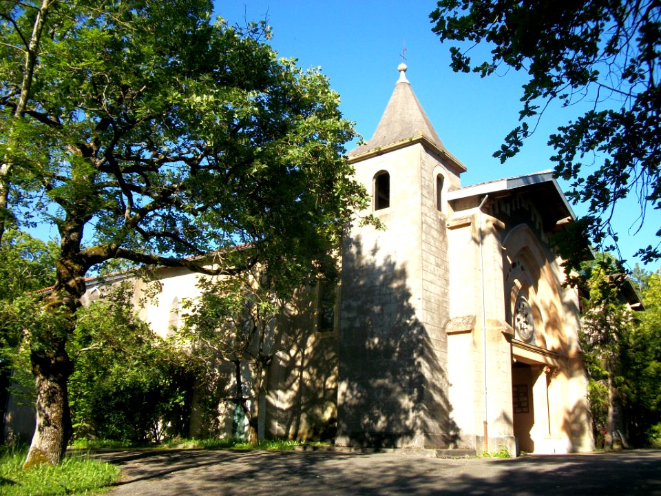 Sanctuaire de Notre-Dame du Bout-du-Puy 06