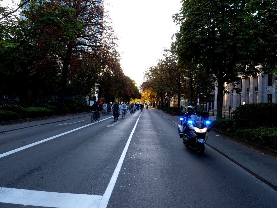 Sand im Getriebe protest 2019 bike finger 01