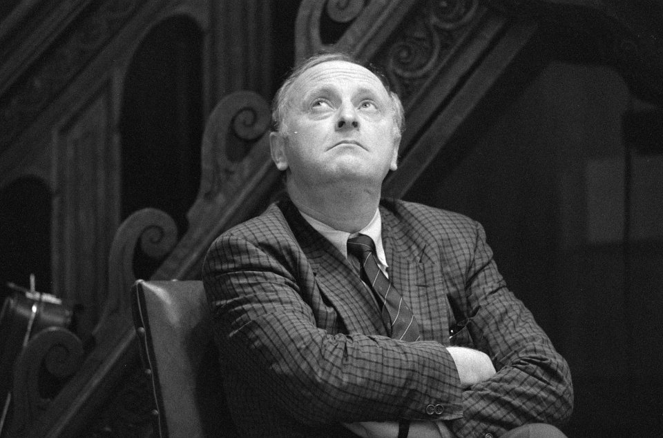 Russische dichter en Nobelprijswinnaar Joseph Brodsky in aula UvA, kop, Bestanddeelnr 934-3496