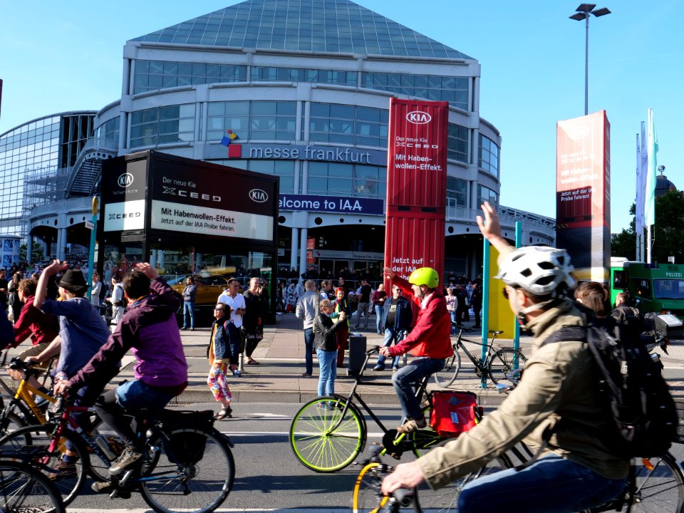 Sand im Getriebe protest 2019 bike finger 37