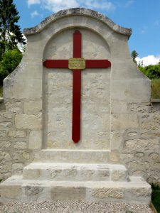 Sancy-les-Cheminots (Aisne) jardin de mémoire (04) croix Constante et Bruno Garibaldi
