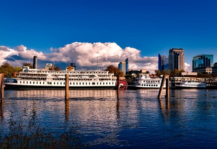 Steamboat riverboat paddlewheel photo