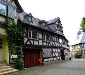 Runkel, Linsenberg 8