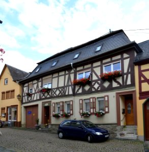 Runkel, Burgstraße 7-5