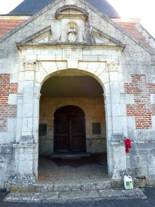 Rumigny (Ardennes) église, porche
