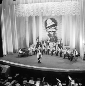 Russisch orkest City Theater, Bestanddeelnr 901-6375