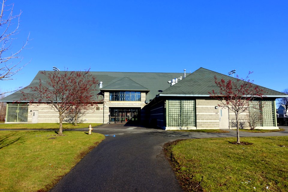 Russell Field Athletic Facility - Cambridge, Massachusetts - DSC09174
