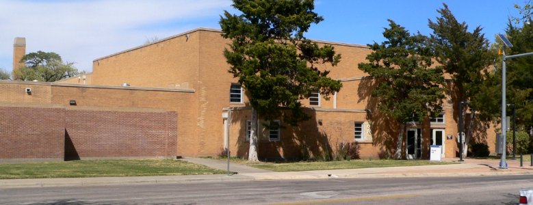 Russell Hall, Amarillo College, E end from SW 1