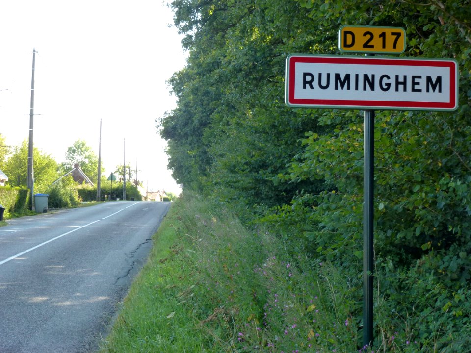 Ruminghem (Pas-de-Calais) city limit sign