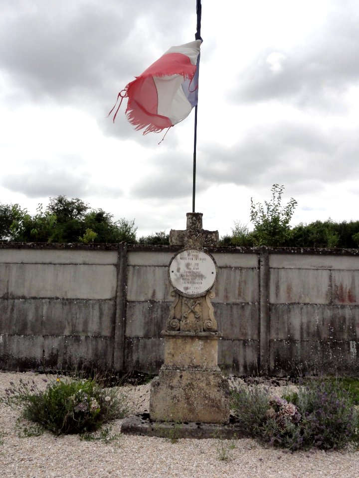 Rumont (Meuse) monument aux morts