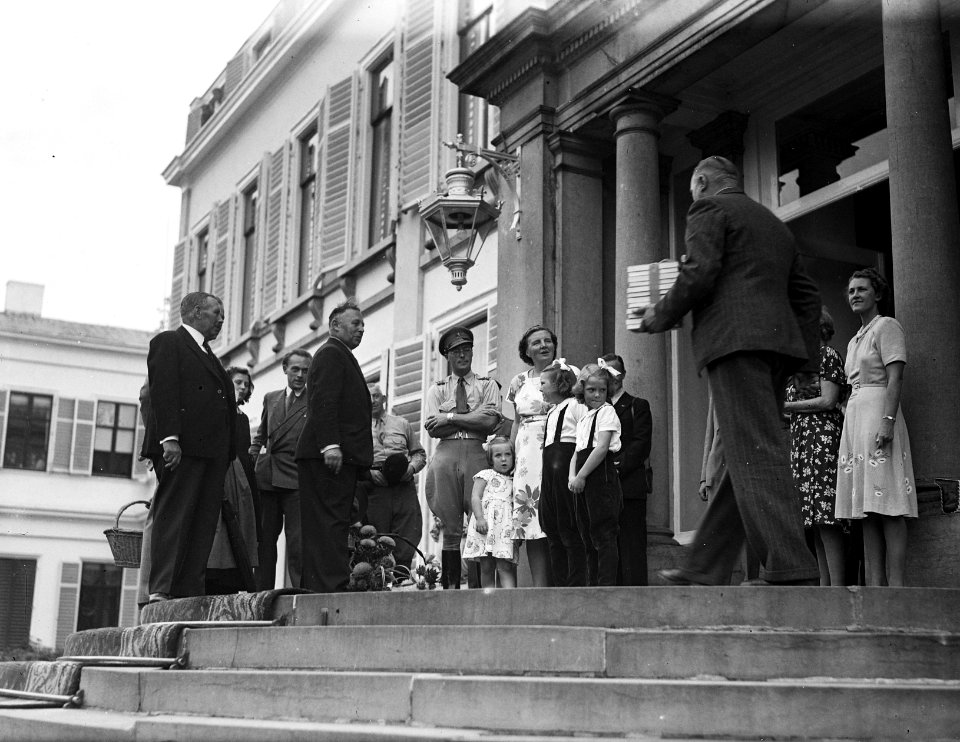 Ruiterfeest Prinsesjes te paard, Bestanddeelnr 902-3655