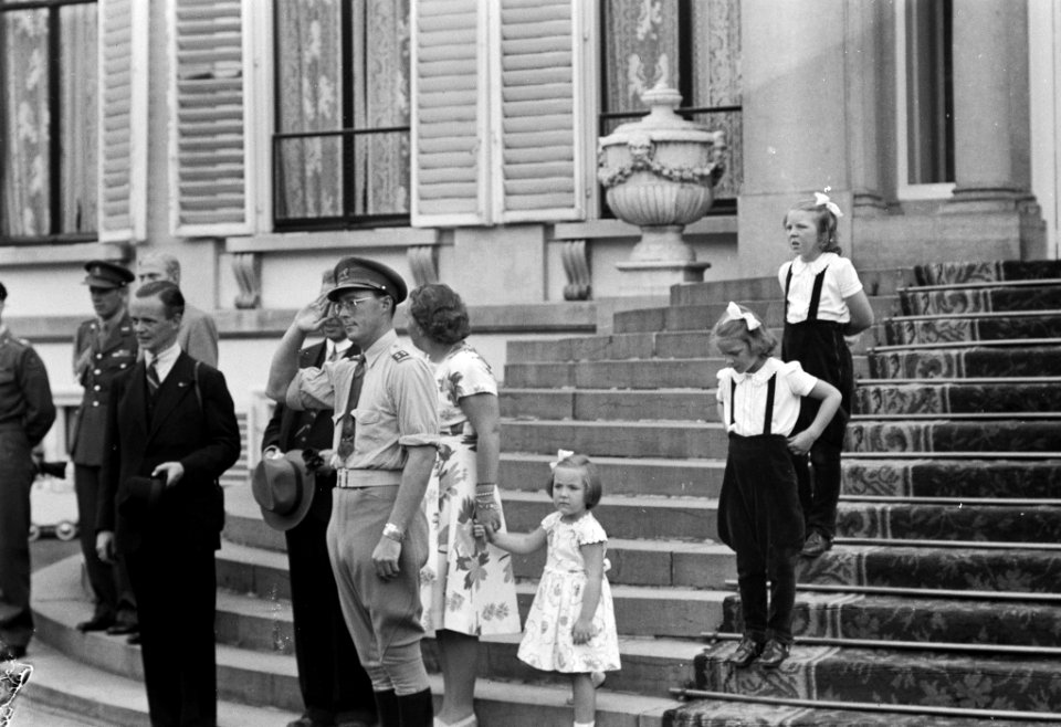 Ruiterfeest Prinsesjes te paard, Bestanddeelnr 902-3666