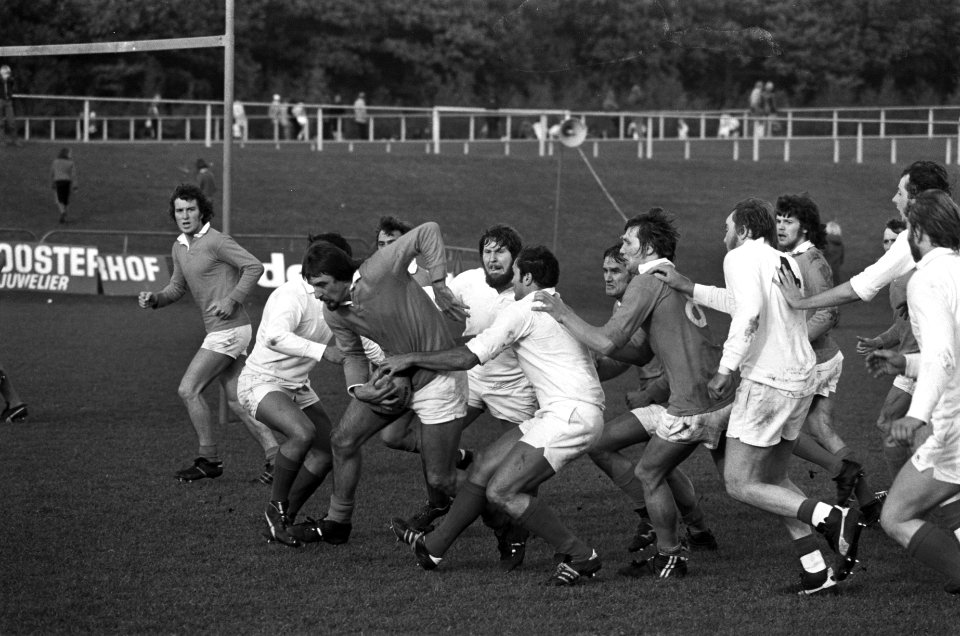 Rugbyinterland Nederland tegen West Duitsland grote spelerskluwe tijdens Neder, Bestanddeelnr 927-5244