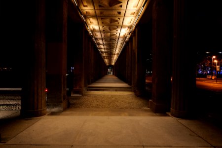 Säulengang Museumsinsel Berlin at night 2021-01-17 03