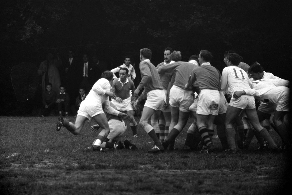 Rugby-interland Nederland tegen West Duitsland 13 te Breukelen, spelmoment uit d, Bestanddeelnr 911-6614