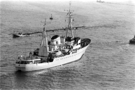 Russisch opnemingsvaartuig A. Vilkitsky arriveert in Amsterdam het schip, Bestanddeelnr 924-0147