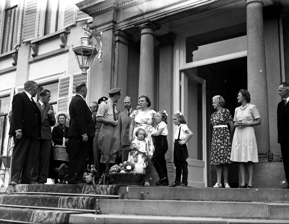 Ruiterfeest Prinsesjes te paard, Bestanddeelnr 902-3656