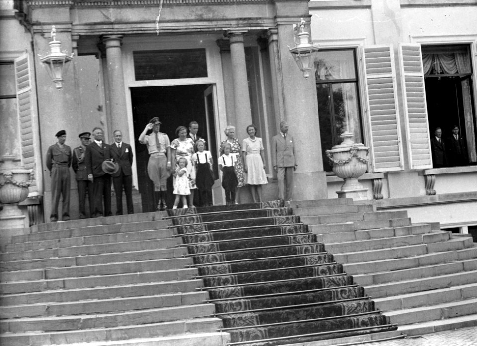 Ruiterfeest Prinsesjes te paard, Bestanddeelnr 902-3665