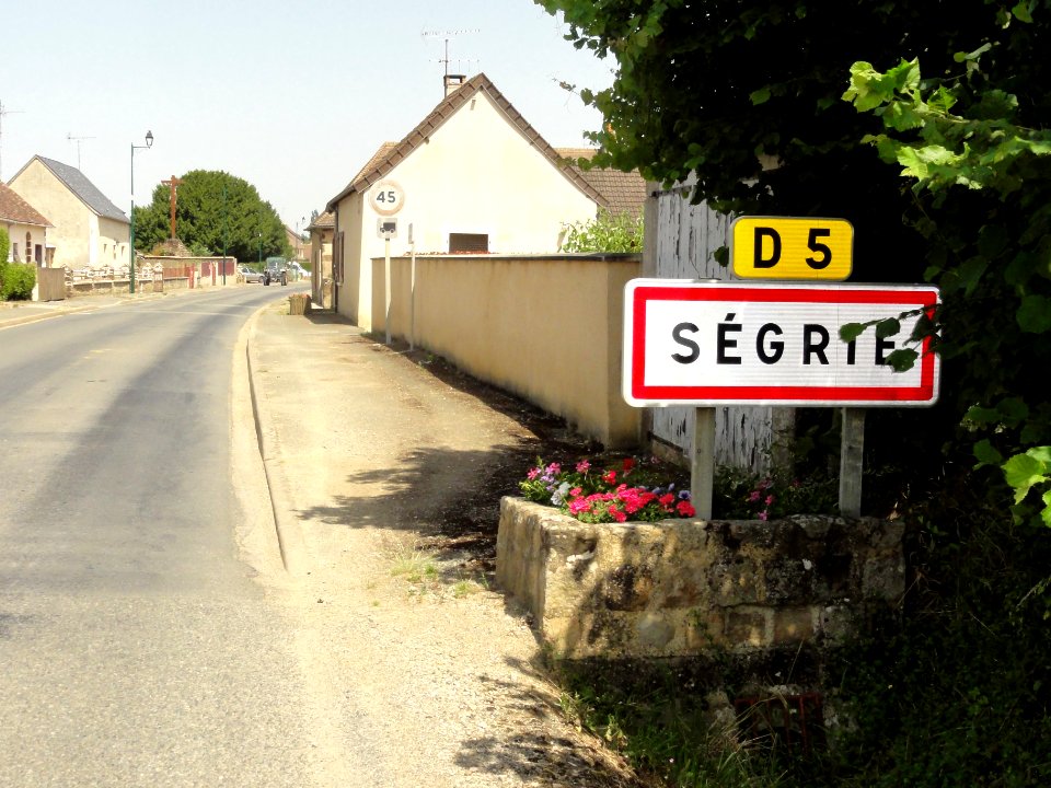 Ségrie (Sarthe) entrée