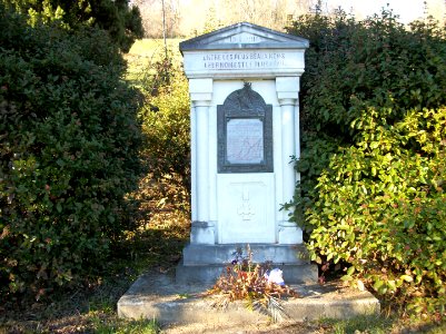 Sédeilhac monument aux morts