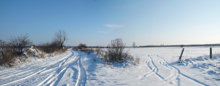 Landscape spacer snowy