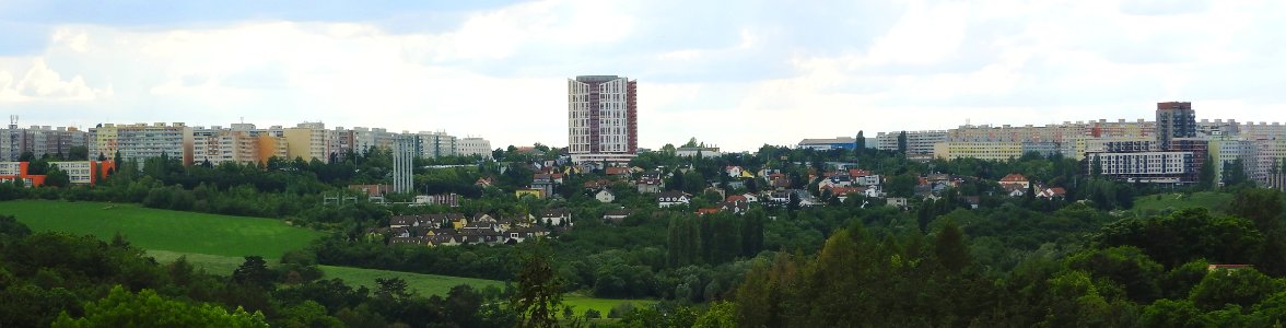 Sídliště Velká Ohrada, Lužiny a Malá Ohrada (Praha) - panorama, 2020 photo