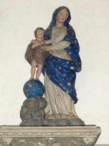 Séry-lès-Mézières (Aisne) église Saint-Martin statue madonna et enfant