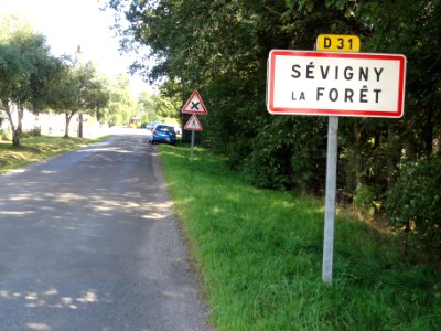 Sévigny-la-Forêt (Ardennes) entrée