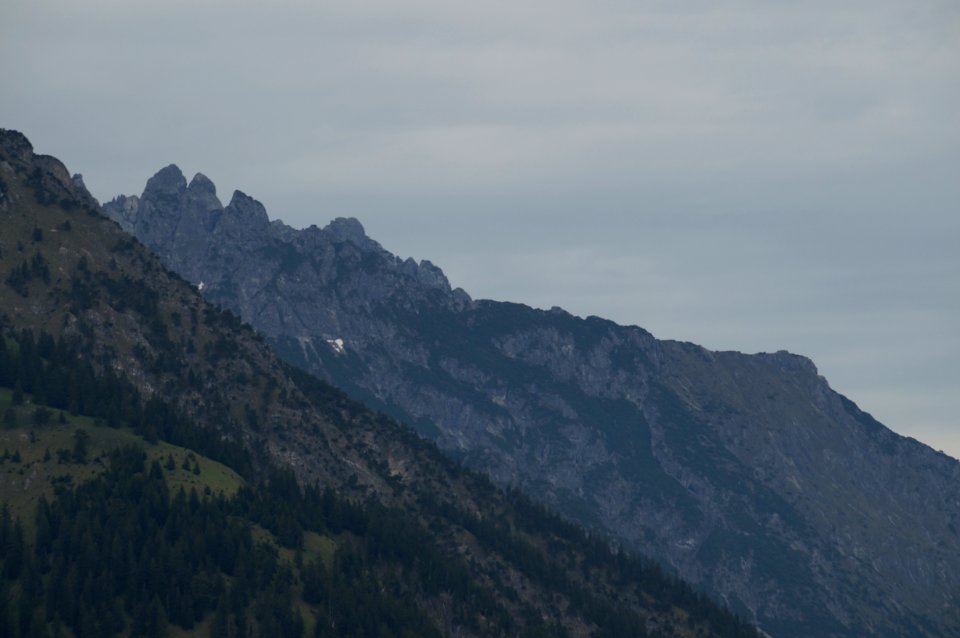 Sücka Drei Schwestern – WAF 300 J FL