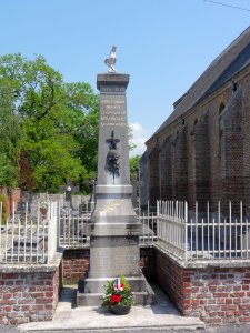 Séraincourt (Ardennes) Monument aux morts