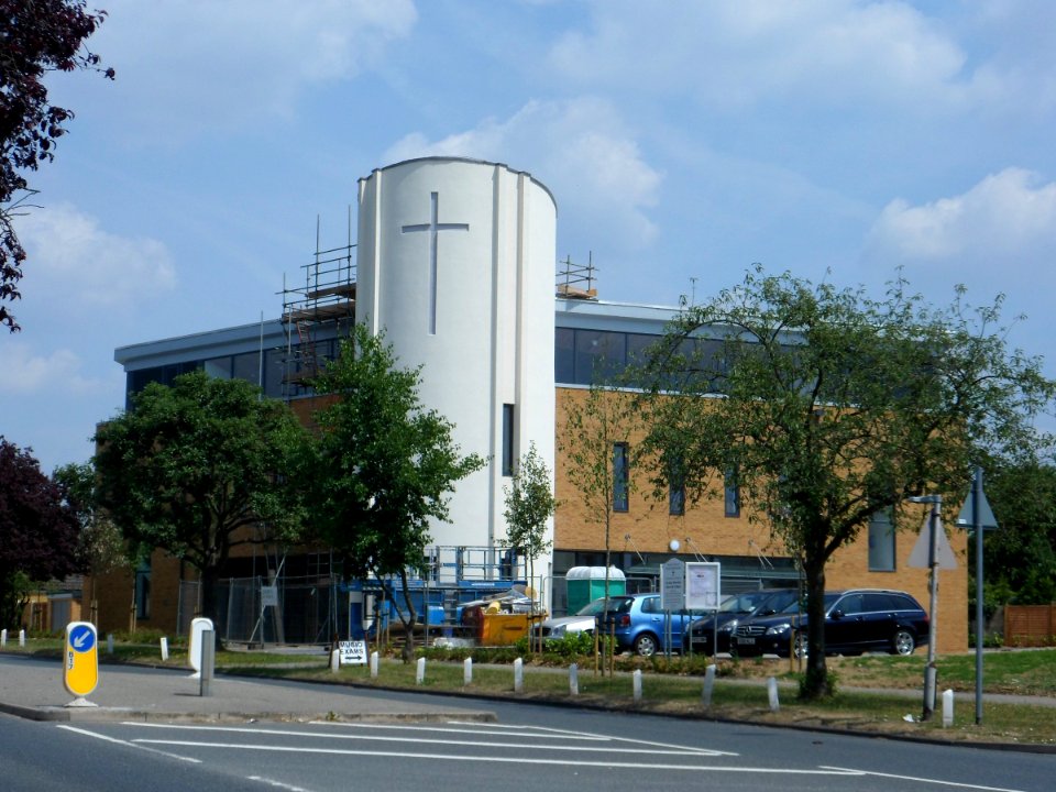 Ruxley Church (New Building), Ruxley Lane, West Ewell (July 2013) (2)