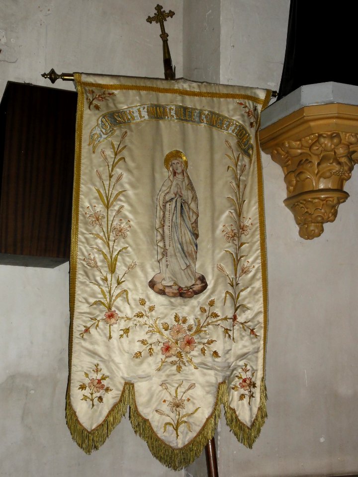 Séry-lès-Mézières (Aisne) église Saint-Martin Religious standard A