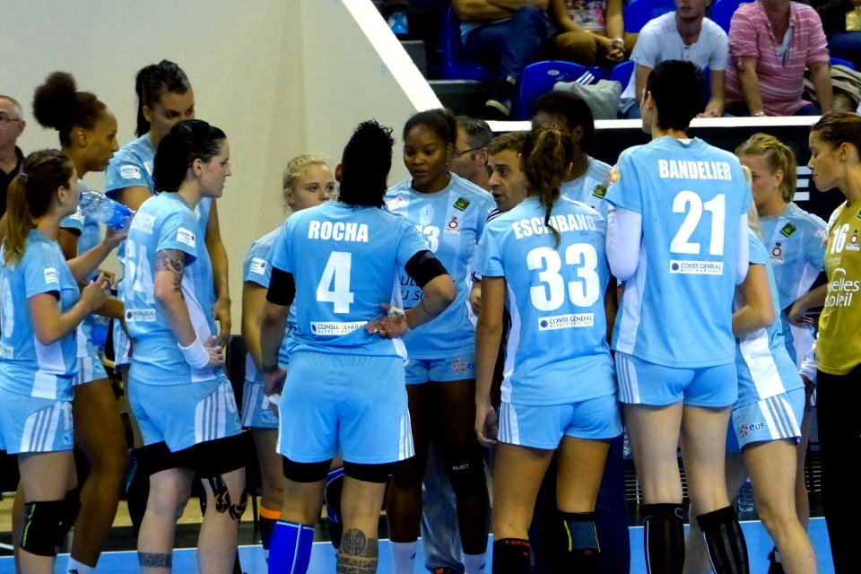 Sébastien Gardillou et ses joueuses de Nice 20140926