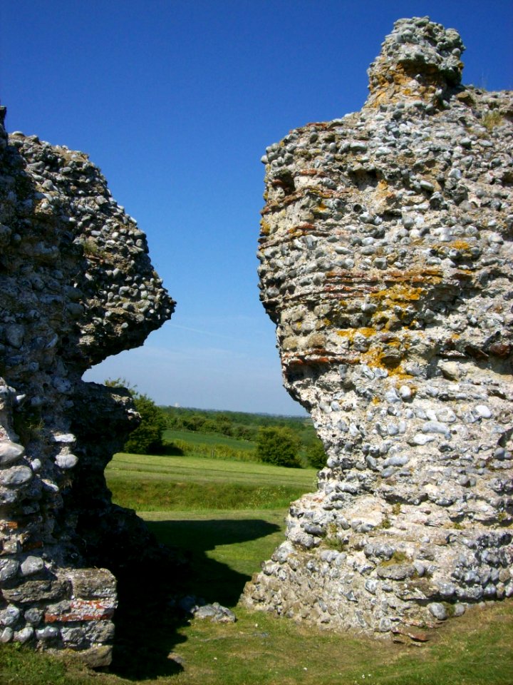 Rutupiae, gap in north wall