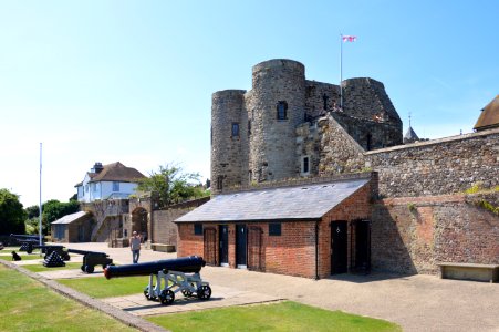 Rye Castle (Ypres Tower) gun garden photo