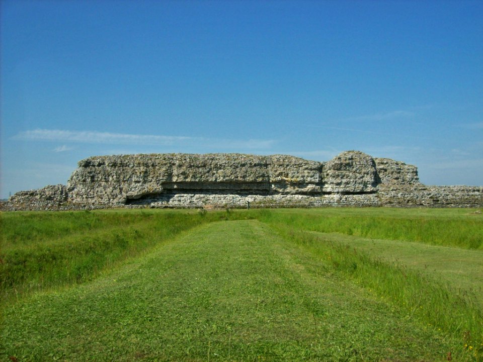 Rutupiae, north wall