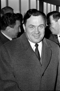 Russische onderminister van burger. luchtvaart, generaal majoor Bugaev , arrivee, Bestanddeelnr 923-2227