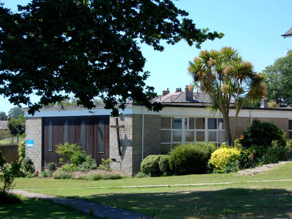 Ryde United Reformed Church, Upton Road, Haylands, Ryde (June 2017) (2)