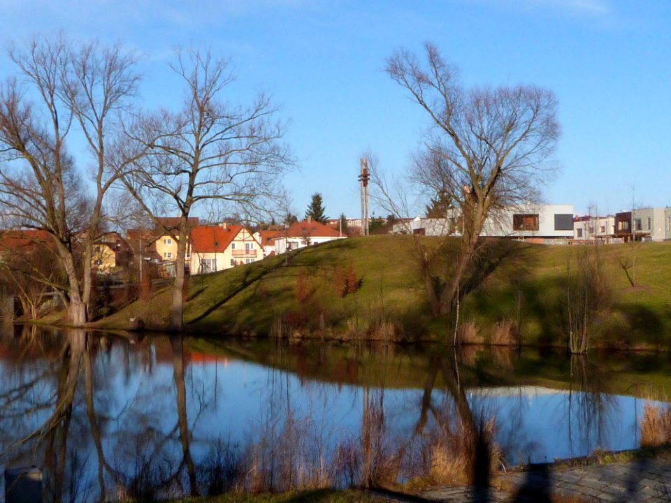 Rybním Na Sádkách, Dolní Břežany
