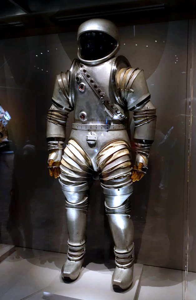 RX-2 Extra-Vehicular Activity Spacesuit, Litton Industries, 1963 - Kennedy Space Center - Cape Canaveral, Florida - DSC02905