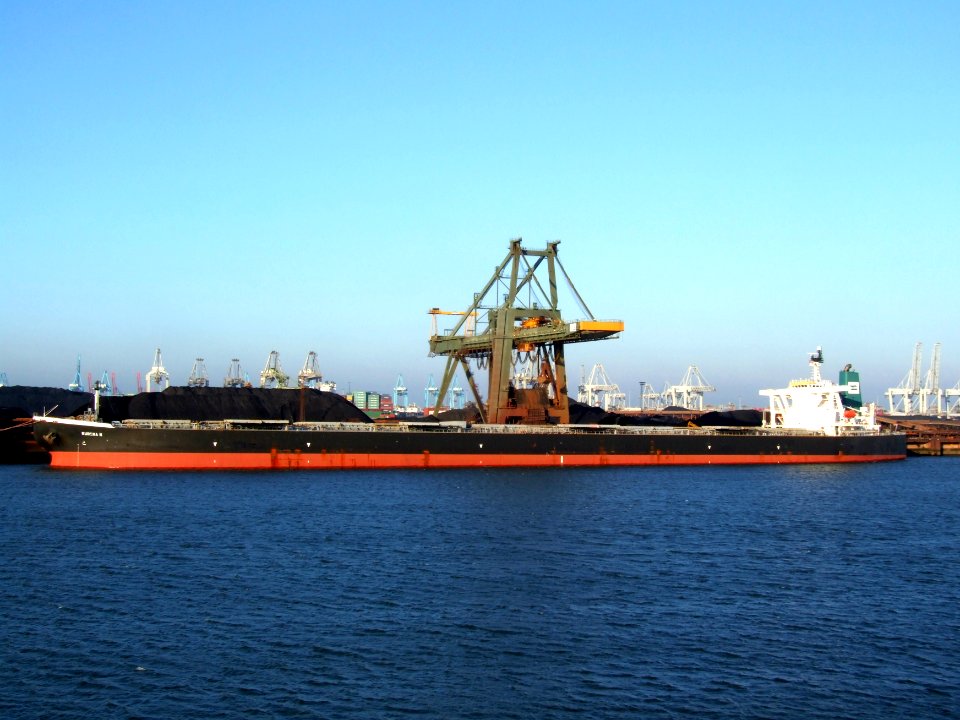 Rubena N - IMO 9346172 - Callsign 3EDS2 02jan 07 p3, Mississippi harbour, Port of Rotterdam, Holland 01-Jan-2008