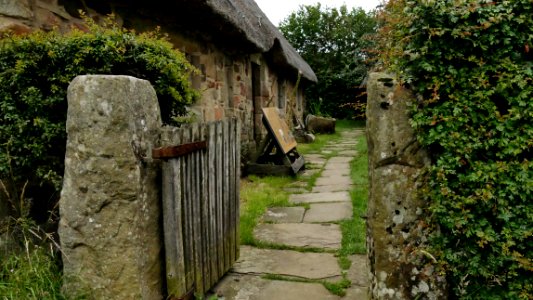 RyedaleFolkMuseumH3b - stang end, long house