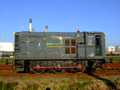 RRF DER 600 shunter pic2