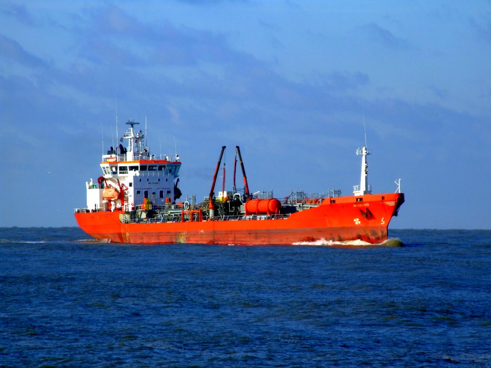 Rubino p1 approaching Port of Rotterdam, Holland 25-Jan-2007