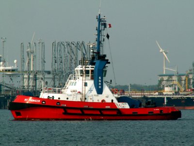 RT Pioneer - IMO 9190614 p3 in the Calandkanaal, Holland 07-May-2006