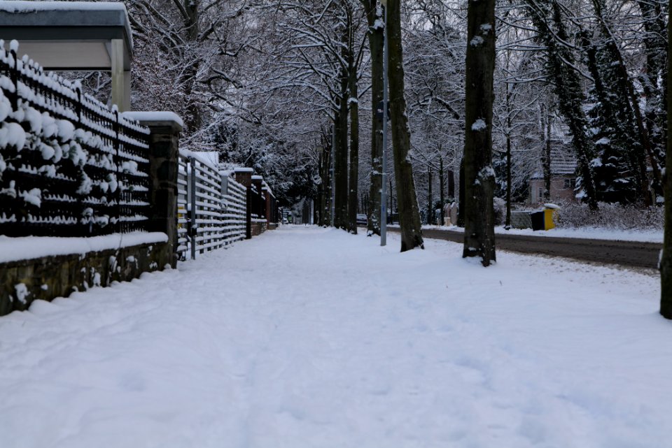 Rudolf-Breitscheid-Straße with snow 2021-01-30 02