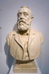Rudolf Virchow by Bernhard Afinger, 1882, gypsum - Ethnological Museum, Berlin - DSC01120