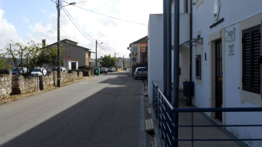Rua Poeta Afonso Duarte e Junta de Freguesia